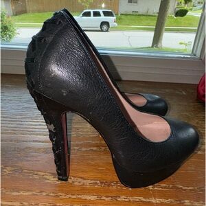 Betsy Johnson 5.5 DITA